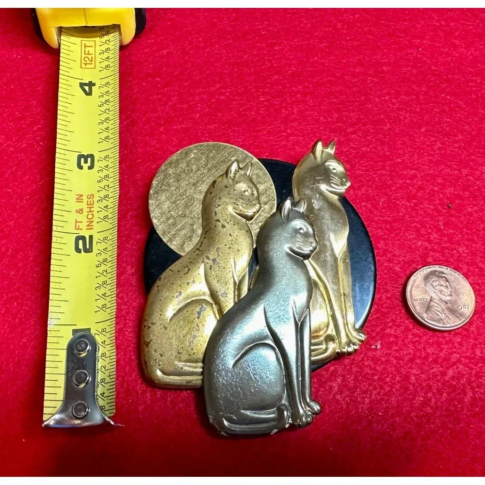 Brooch Pin Lot 5 Pieces Cats Fish Dog Shoe Mixed Vintage Style
